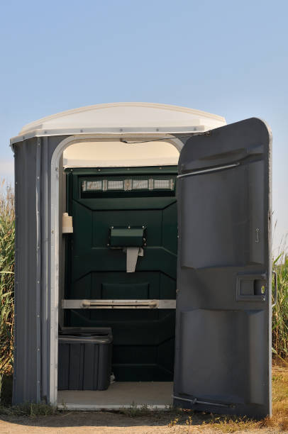 Best Sanitation services for porta potties  in Barry, IL
